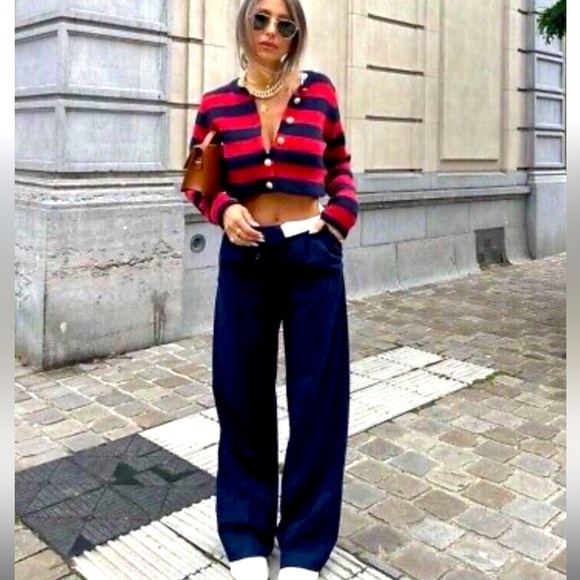 Zara | Knit Sweater Gold Buttons - Picture 14 of 16